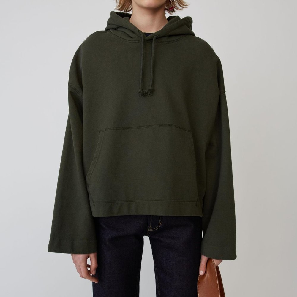ACNE STUDIOS Joghy Crop Embossed Logo Hoodie in Forest Green